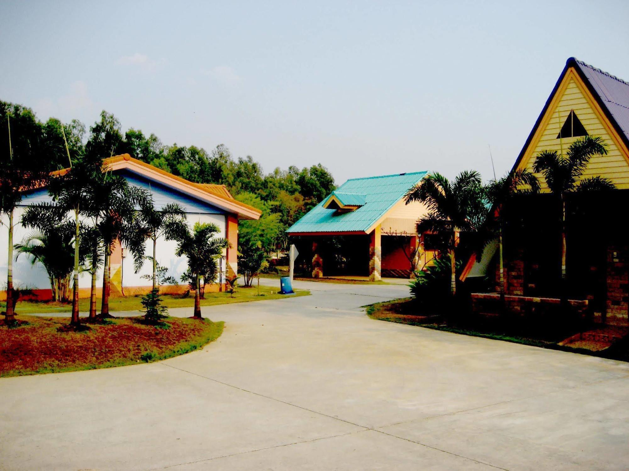 Hiso Resort Udon Thani Exterior foto